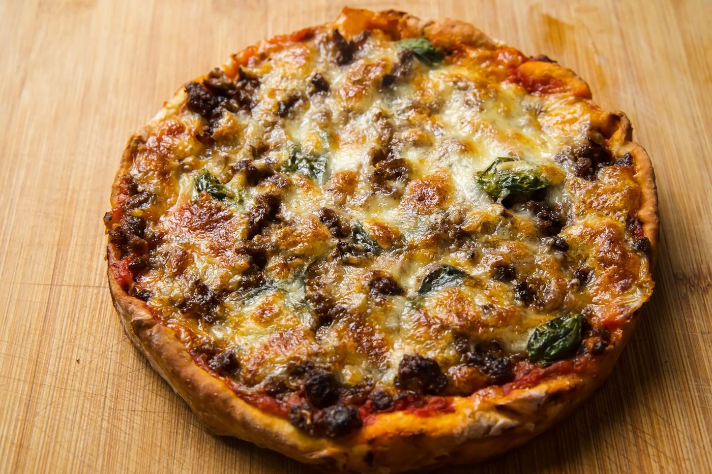 Deep-dish protein pizza